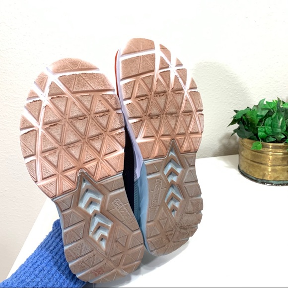 HOKA One One MACH 2 PATRIOT Running Shoes - Picture 8 of 10